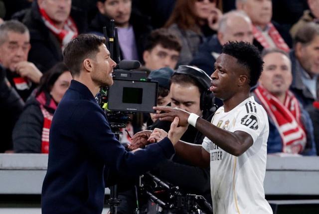 1764807667536073096.jpg 1764807511157.jpg